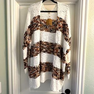 🆕 Kori Popcorn Cardigan • Sz M/L